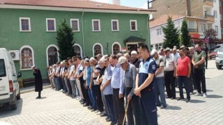 Üzerine televizyon düşen 2,5 yaşındaki çocuk 50 günlük yaşam savaşını kaybetti