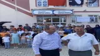 Uzunköprüde çocuklara bayram harçlığı geleneği