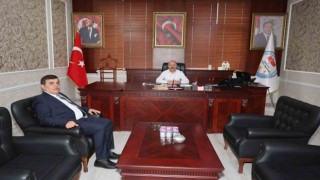 Vali Varoldan il özel idaresine ziyaret