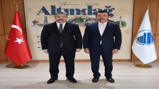 Vali Yılmaz'dan Altındağ belediye başkanına "Kara gün dostu"