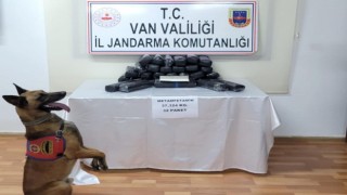 Vanda 37 kilo metamfetamin ele geçirildi