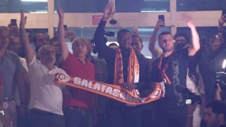 Wilfried Zaha, İstanbula geldi