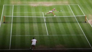 Wimbledon tek kadınlarda şampiyon Marketa Vondrousova