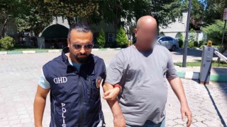 Yabancı uyruklu göçmen kaçakçısı Samsunda yakalandı