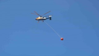 Yangına 2 uçak, 9 helikopterle müdahale ediliyor