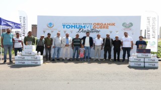 Yenişehir Belediyesinden üreticilere organik gübre ve tohum desteği