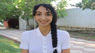 YKSde Türkiye 138ncisi Bitlisten Elif Melike Çağatay oldu