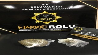 Yolcu olarak bindiği otobüste 54,88 gram uyuşturucu ile yakalandı