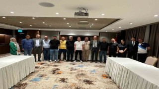 Yüksekovada Iraklı acente temsilcileri için heyecanlı bekleyiş
