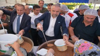 Zile Belediyesinde Aşure Dağıtımı gerçekleştirildi