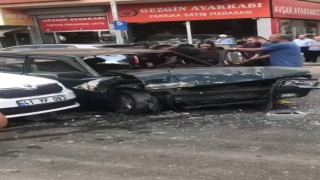 4 araç zincirlemeye kazaya karıştı: 2 yaralı