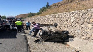 4 kişinin yaralandığı trafik kazasında adeta can pazarı yaşandı