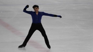 5 yaşında başladığı artistik buz pateni sporunda tüm imkansızlıklara rağmen başarıya koşuyor