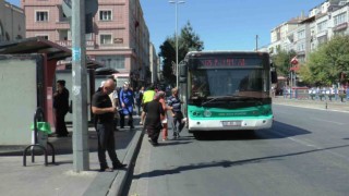 65 yaş ve üzerine dokunan yandı