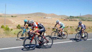9 ülkeden sporcular meydandan Erciyese pedal çevirecek