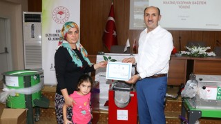 Adana'da üreticilere ekipman desteği