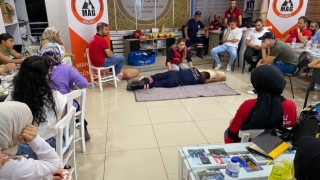 Afet durumunda hayatta kalma dersi veriliyor
