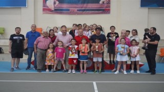 Afyonkarahisarda tenis turnuvaları tamamlandı