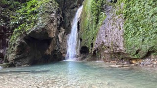 Aktaş Şelalesi güzelliği ile hayran bırakıyor