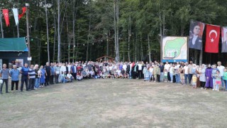 Akyazı Belediyesi çalışanları piknik etkinliğinde bir araya geldi