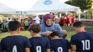 Akyurtta Camiden Sahaya futbol turnuvası gerçekleşti