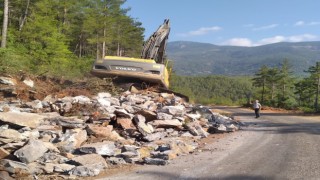 Alanyada yayla yollarına bakım onarım