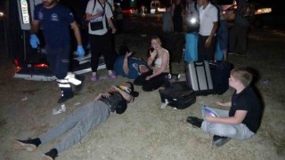 Alkollü sürücü İngiliz turistlere dehşeti yaşattı, kazada can pazarı yaşandı