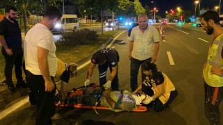 Alkollü sürücü, yol düzenlemesi yapan belediye işçisine çarptı