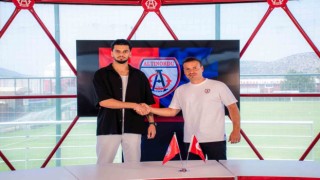 Altınorduya 1.96lık gurbetçi golcü