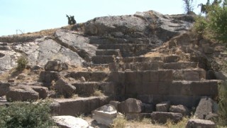 Ankarada Galatlardan kalma yer altı şehri ilgi çekiyor