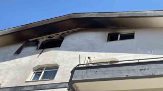 Ankarada korkutan çatı yangını