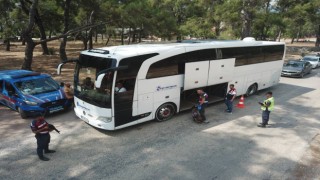 Antalyanın gözde turizm merkezlerinde uyuşturucu operasyonu: 11 gözaltı