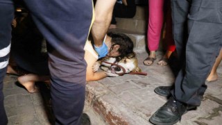 Adana'da yangından kurtulan kadın köpeğine sarılıp ağladı