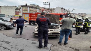 Araçtan çıkan dumanlar paniğe neden oldu
