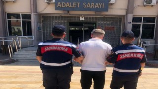 Aranan 4 şüpheliyi jandarma yakaladı