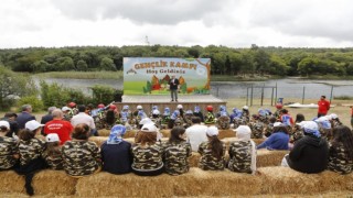 Arnavutköyde Gençlik Kampı heyecanı devam ediyor