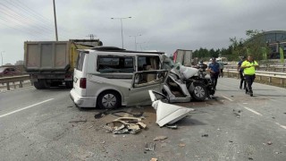 Arnavutköyde VİP taksi karıştığı kaza sonucunda hurda yığınına döndü