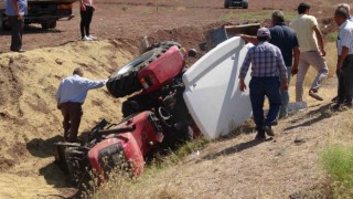 Arpa ve buğdayları satmaya giderken traktörün altında can verdi