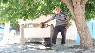 Asırlık hayrat su kuyusu hala rağbet görüyor