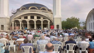 Aşure etkinliğinde bir araya geldiler