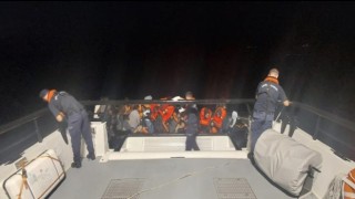 Ayvacık açıklarında 30 kaçak göçmen yakalandı