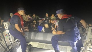 Ayvacık açıklarında 42 kaçak göçmen yakalandı