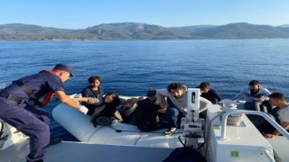 Ayvacık açıklarında Yunan unsurlarınca ölüme terk edilen 18 kaçak göçmen kurtarıldı