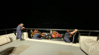 Ayvacık açıklarında Yunan unsurlarınca ölüme terk edilen 36 kaçak göçmen kurtarıldı