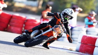 Ayvalıklı 11 yaşındaki motosiklet şampiyonu Çağatay dünya şampiyonasına hazırlanıyor