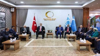 Bakan Fidan, Irak Türkmen Cephesi Erbil İl Başkanlığını ziyaret etti