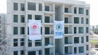 Adana'ya 21 bin 21 kalıcı konut inşa edilecek