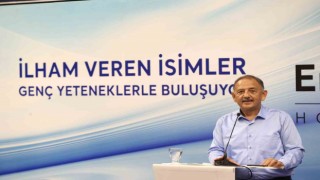 Bakan Özhaseki: “Mesleğinizi en iyisi olabilmek için iyi seçin”