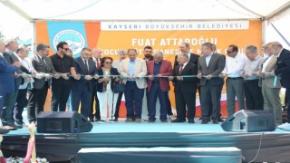 Bakan Özhaseki ve Başkan Büyükkılıç, Büyükşehirin 11. kütüphanesini açtı