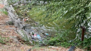 Bakırköy Botanik Parkı adeta çöplüğe döndü